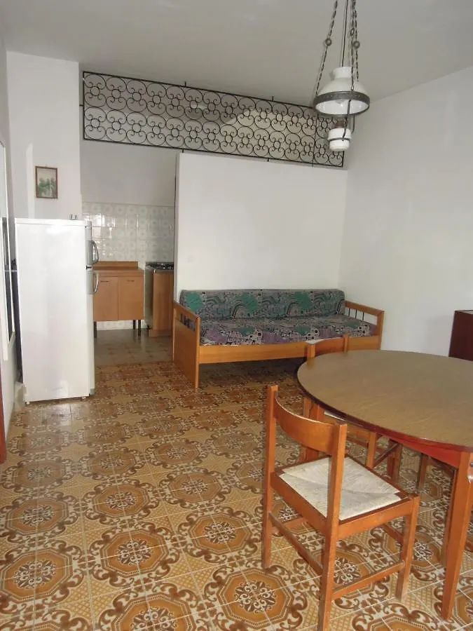 Villa With Garden In A Quiet Place 500M From The Sea Bibione Apartment